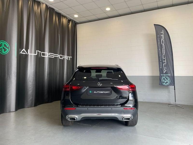 Mercedes-Benz GLA GLA 180 Automatic Progressive Advanced