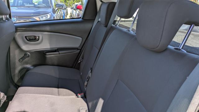 TOYOTA Yaris Hybrid Cool 1.5cc 72cv AUTOMATICA CLIMATIZZATORE