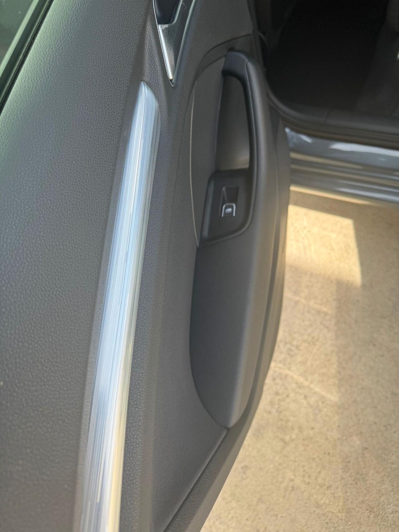 Audi A3 SPB 1.6 TDI S tronic Sport