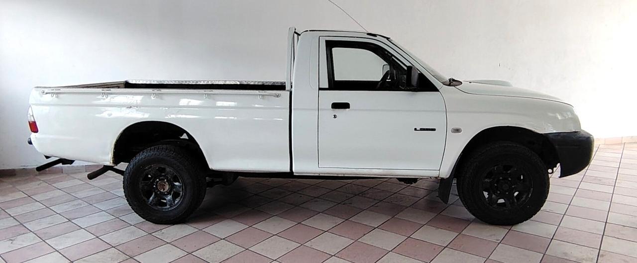 Mitsubishi L200 2.5 TDI 4WD Single Cab Pick-up GL