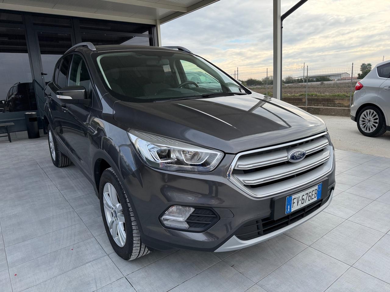 Ford Kuga 1.5 TDCI 120 CV S&S 2WD ST-Line