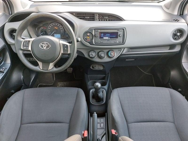 Toyota Yaris 1.0 72 CV 5 porte Cool