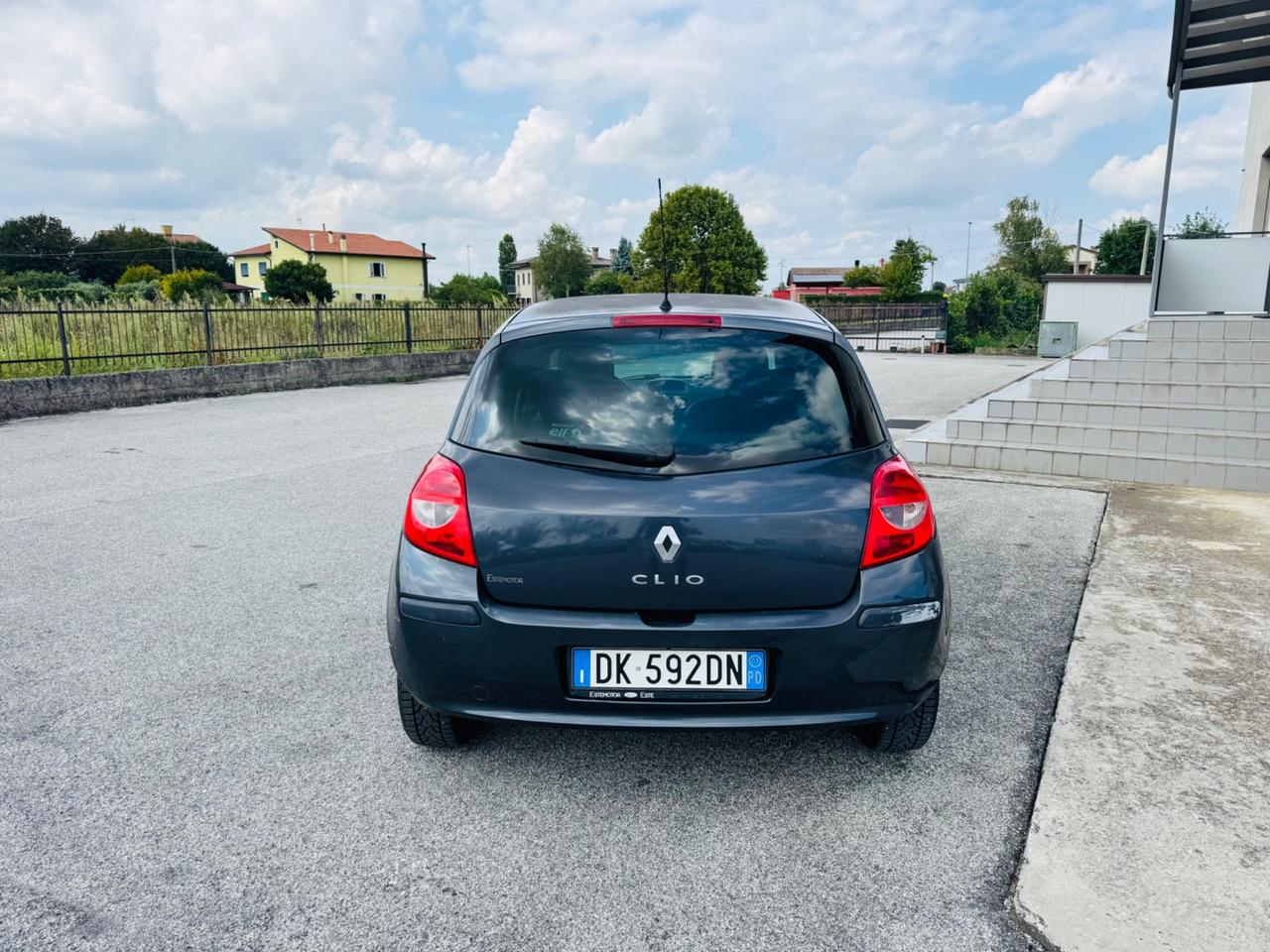 Renault Clio le iene 2008 1.2 benzina gpl 220.000km neo