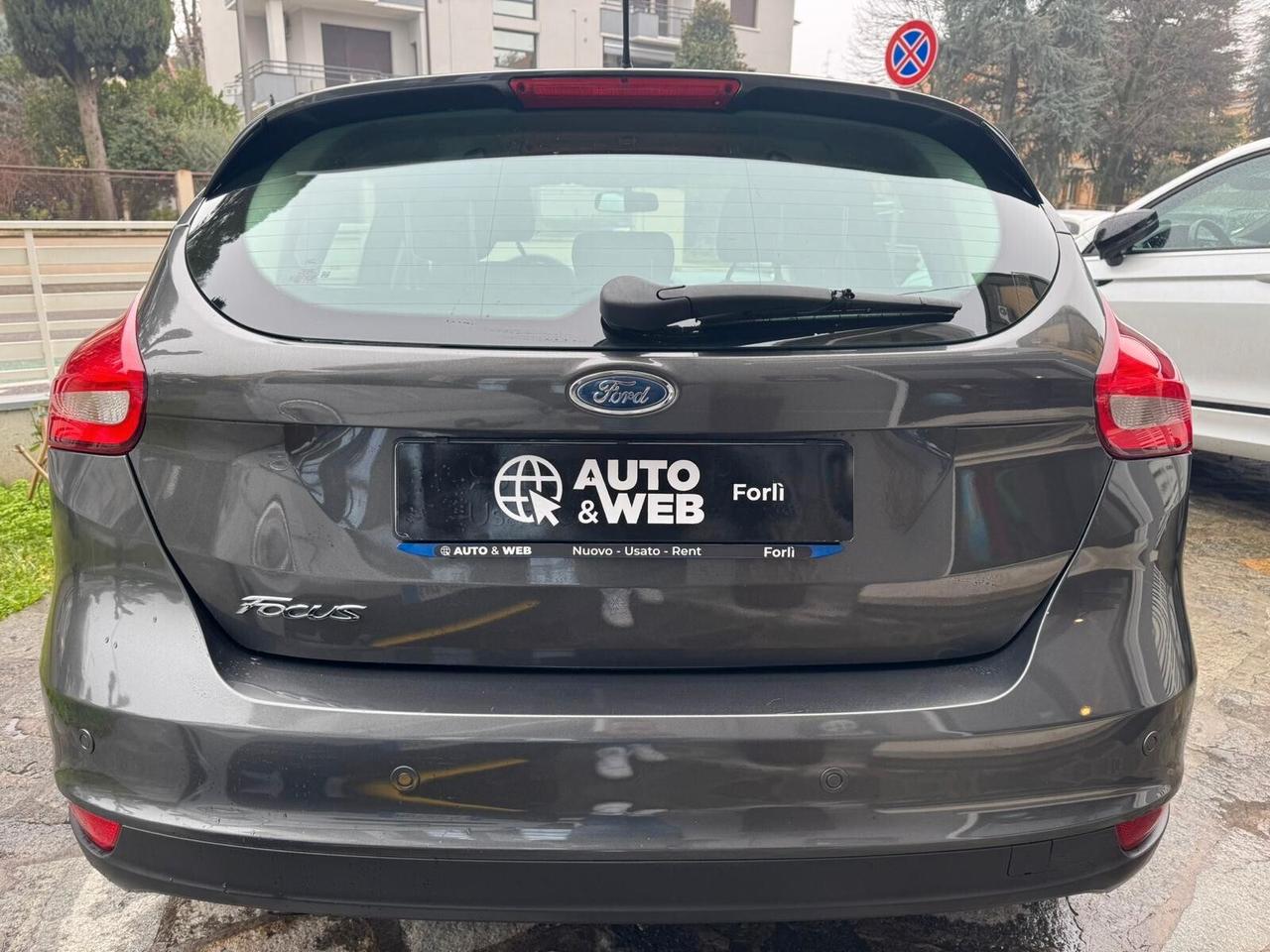 FORD FOCUS 1.5 TDCi 95cv TITANIUM NEOPAT