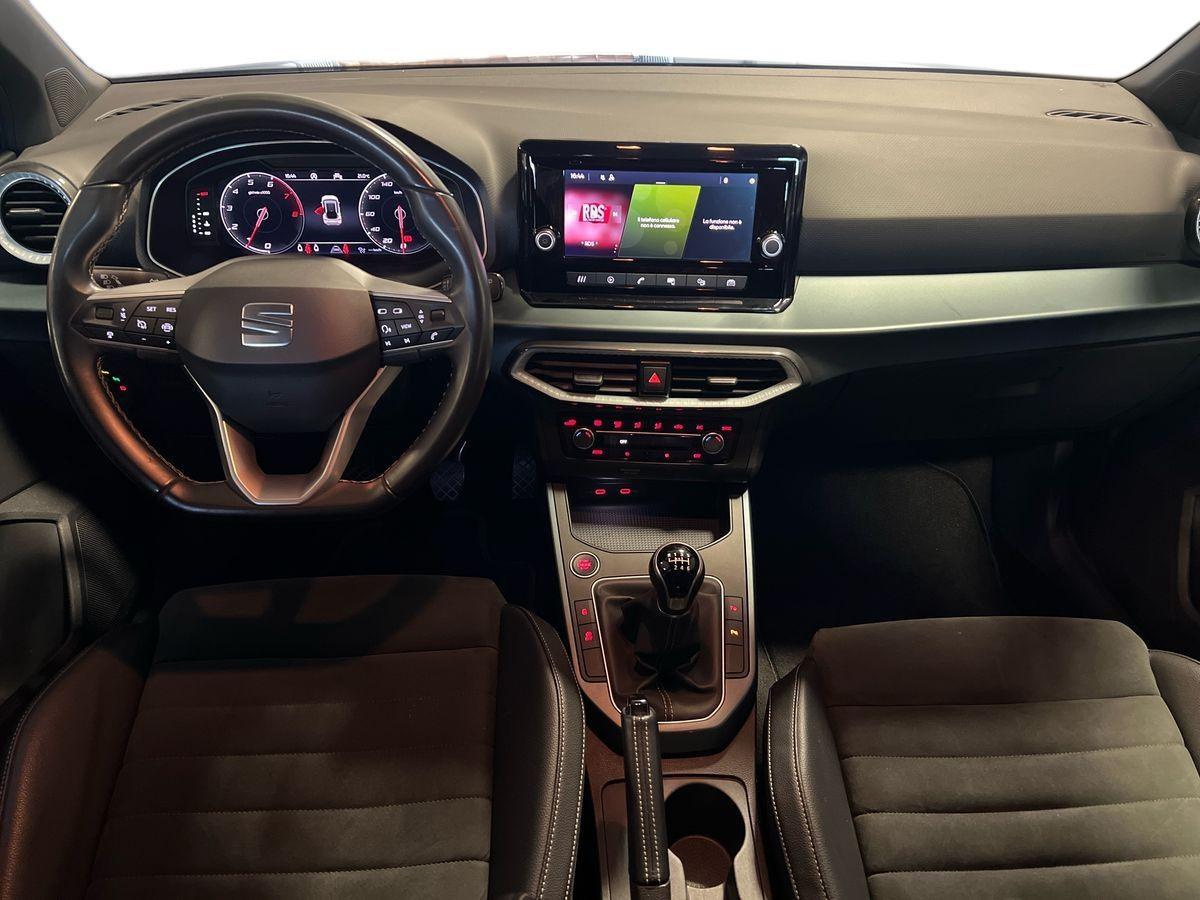 SEAT Arona 2022 - Arona 1.0 ecotsi Xperience 110cv