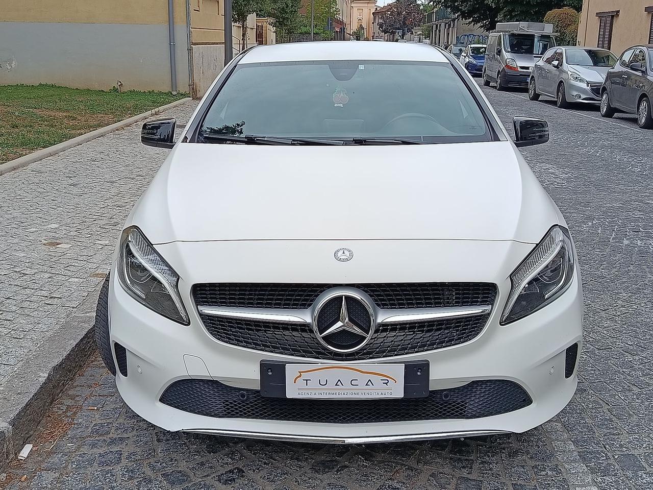 Mercedes-Benz A 180 Night Edition #6499
