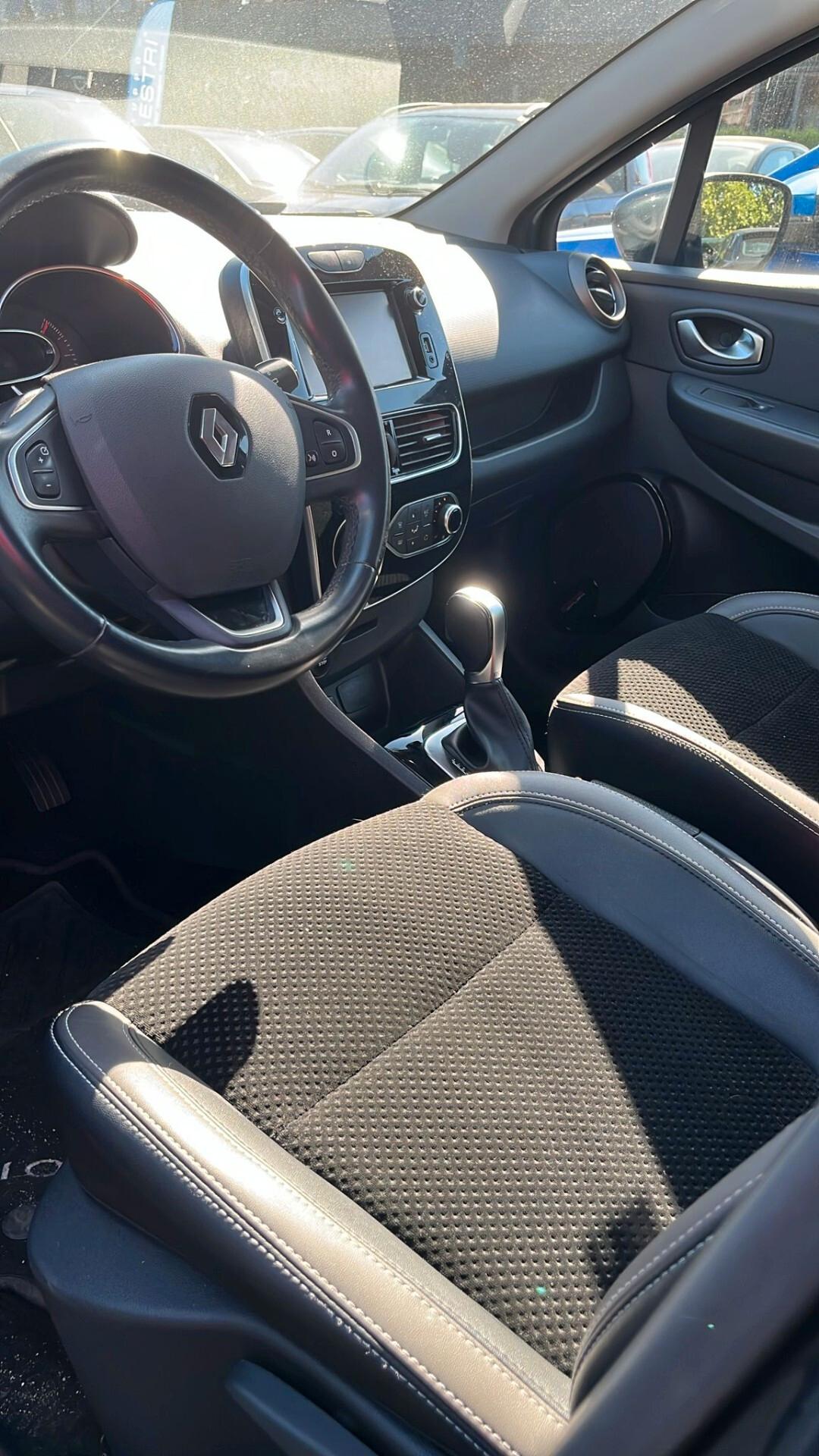Renault Clio dCi 8V 90CV EDC Start&Stop 5 porte Energy Intens