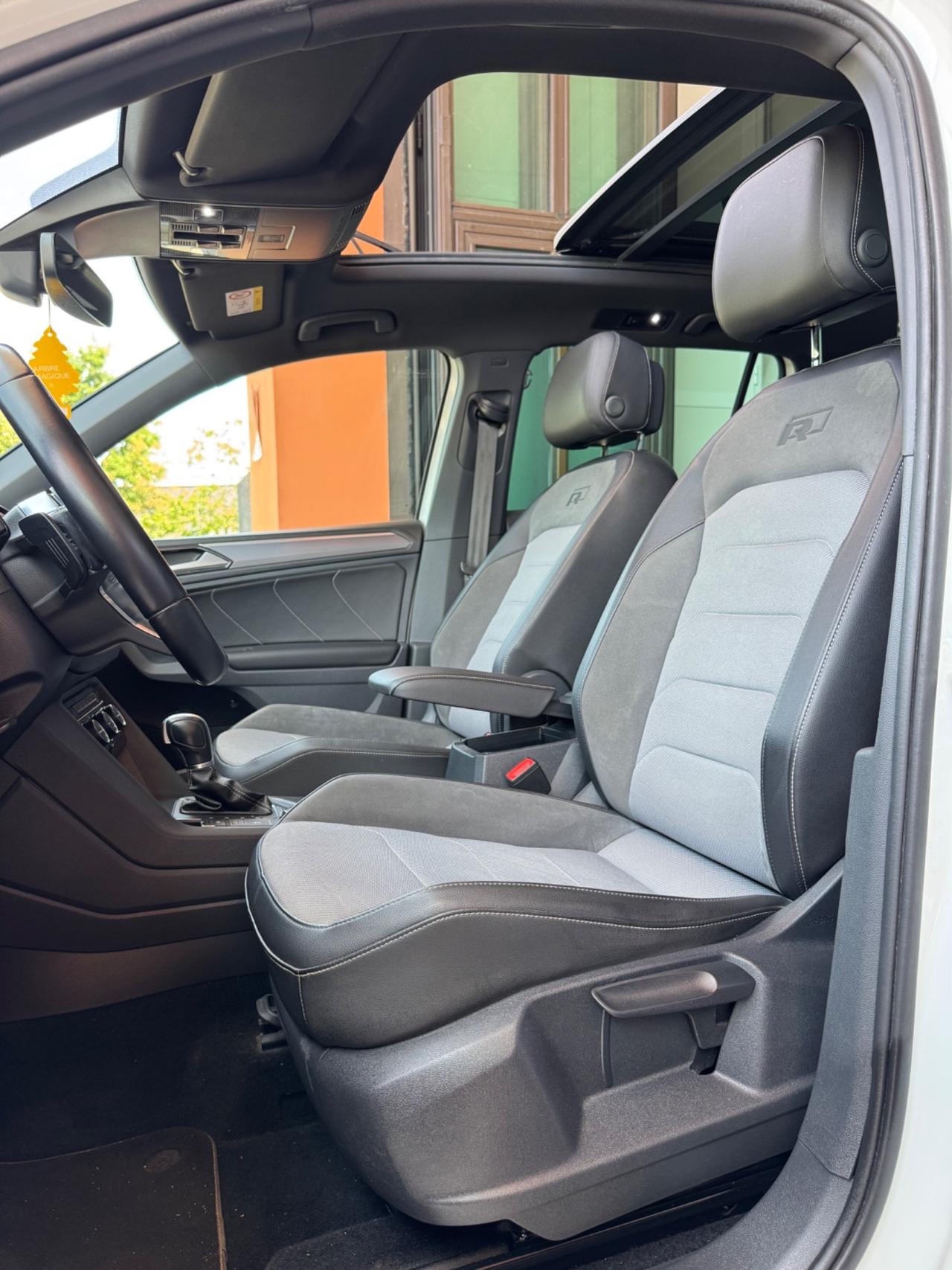 Volkswagen Tiguan R-line 2.0 BiTDI DSG 4MOTION