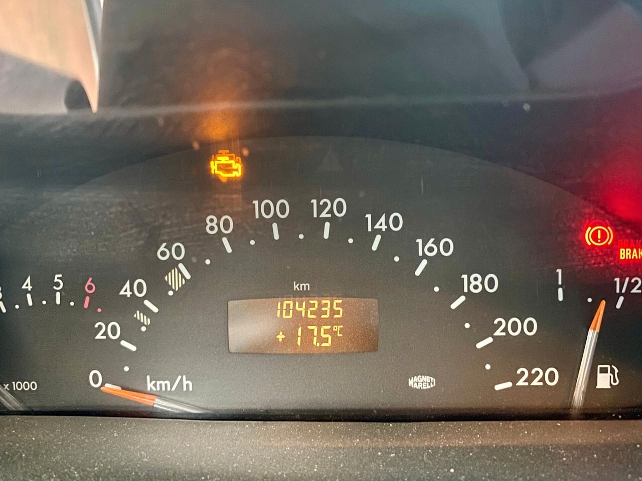 Mercedes-benz A 140 82 CV cat