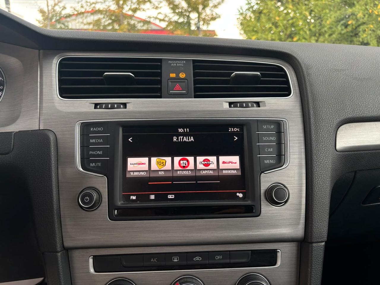 Volkswagen Golf 1.6 TDI DSG-C.AUTOMATICO-2015