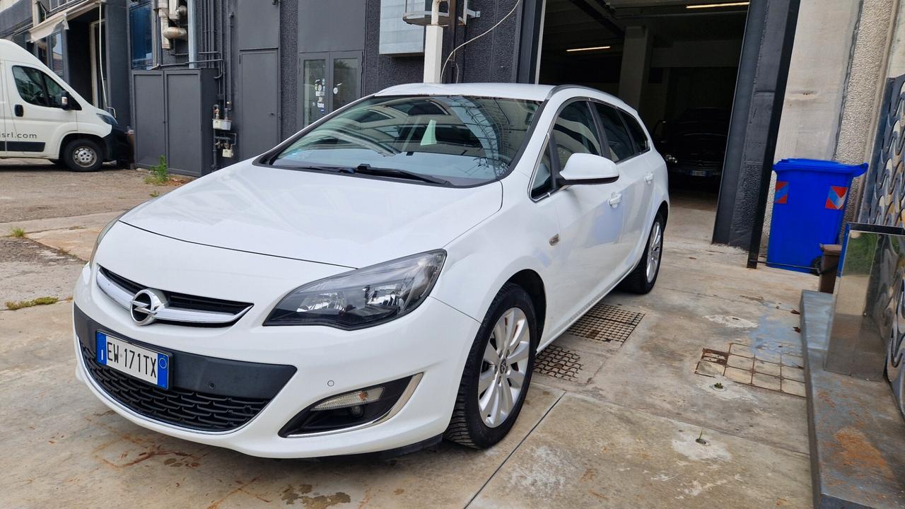 Opel Astra 1.6 CDTI 136CV EcoFLEX S&S Sports Tourer Cosmo