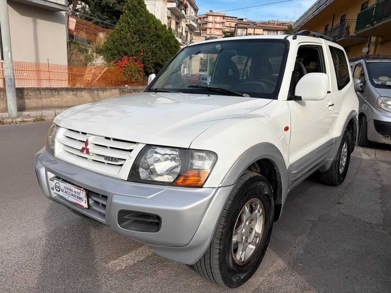 Mitsubishi Pajero 3.2 16V DI-D 5p. GLX