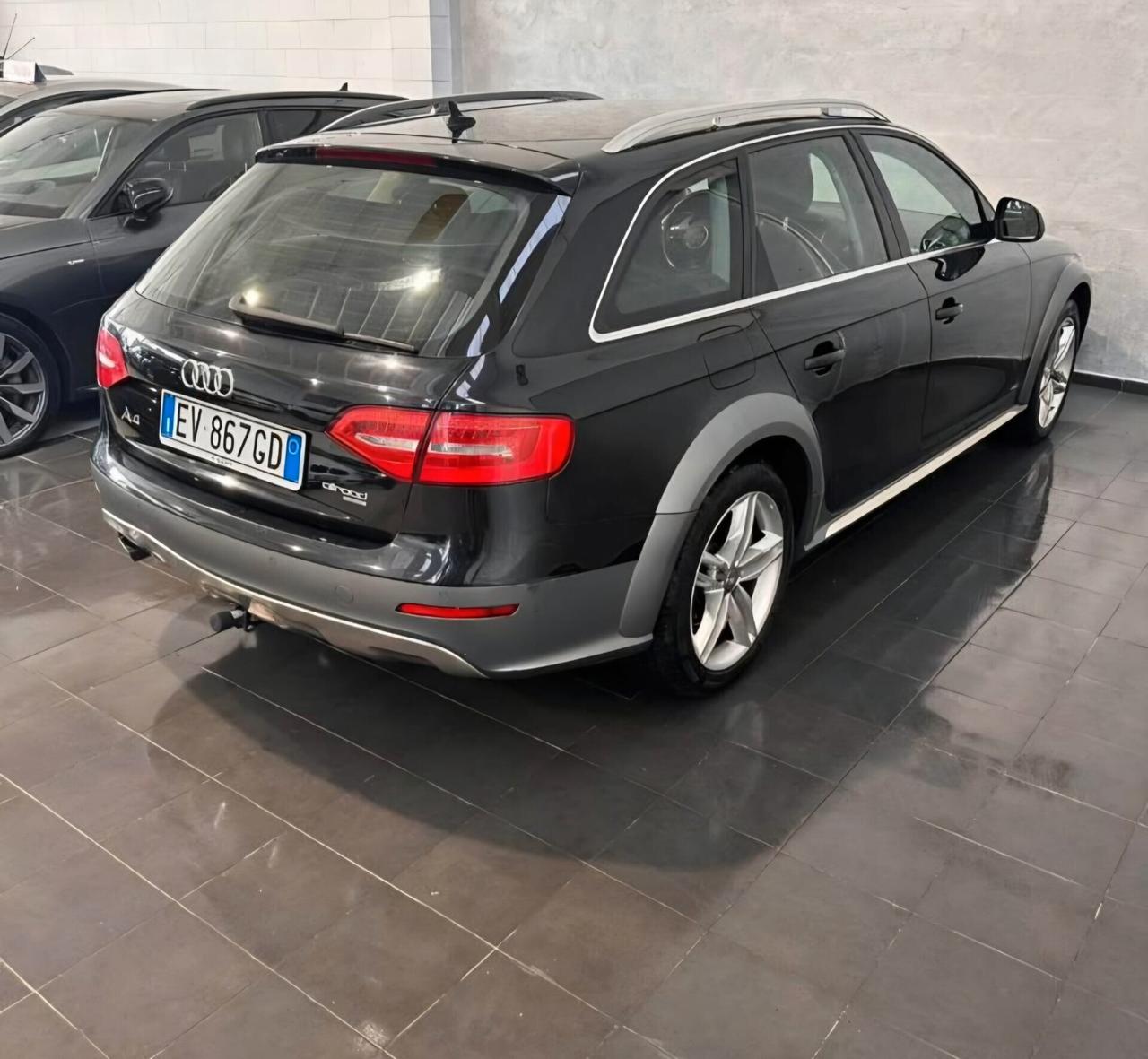Audi A4 allroad 2.0 TDI 177 CV S tronic Quattro GANCIO TRAINO