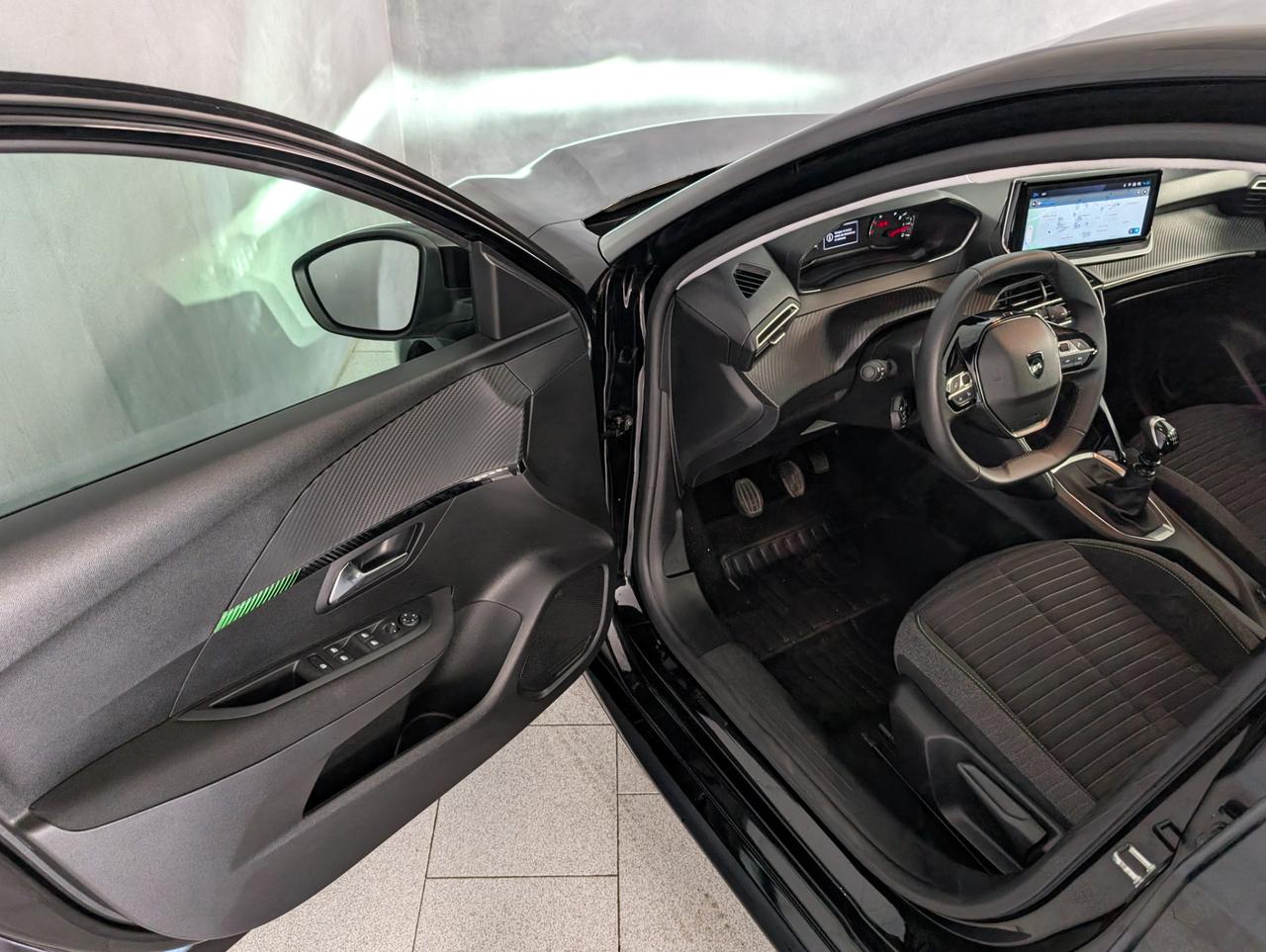 Peugeot 208 1.2 puretech 100cv Active