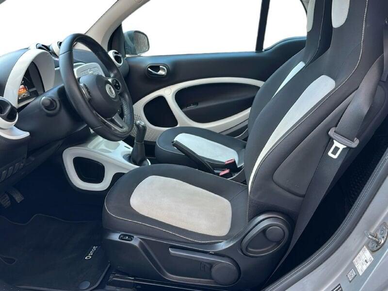 smart fortwo fortwo 70 1.0 Passion