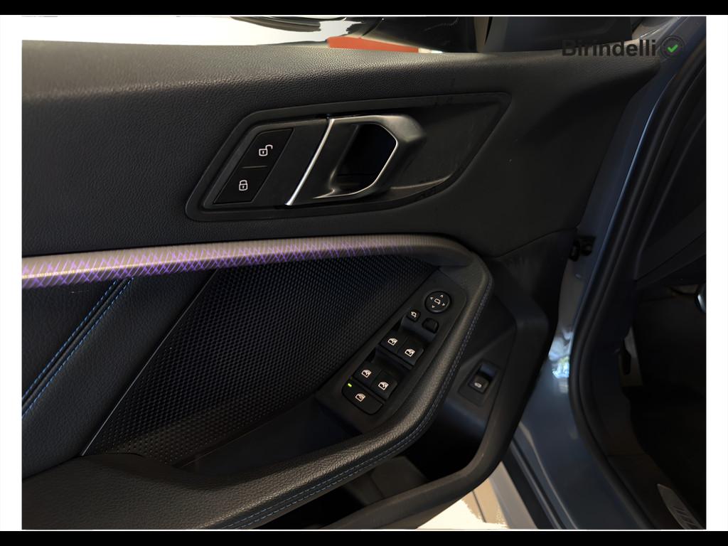 BMW Serie 1 (F40) - 118d 5p. Msport
