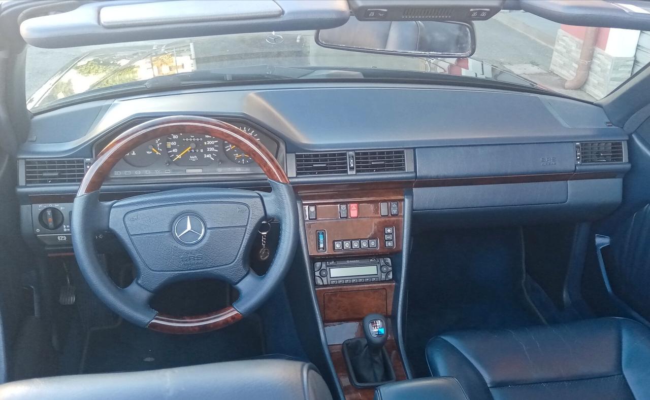 Mercedes-benz E 200 Cabriolet-1995