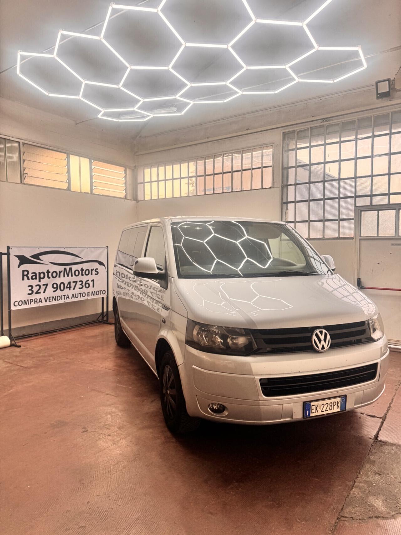 Volkswagen Multivan 2.0 TDI 140CV 9 posti