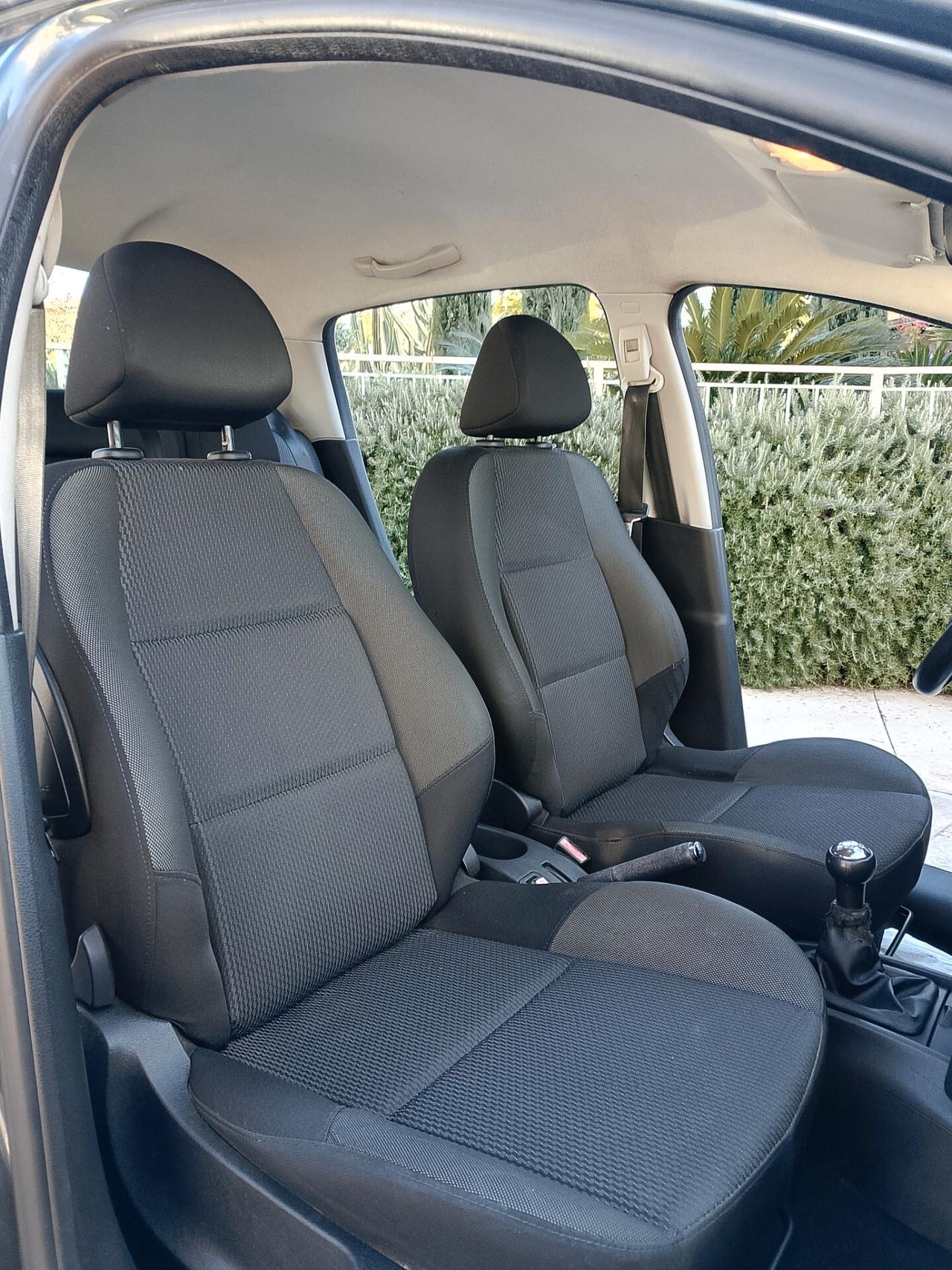 Peugeot 207 1.4 HDi 70CV 5p. X Line Business