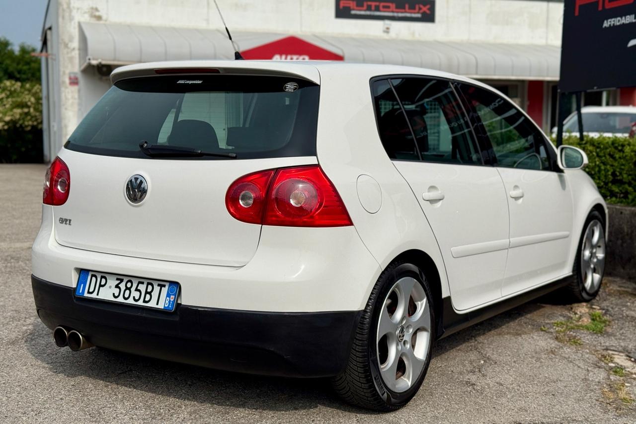 Volkswagen Golf GTI 200CV 2008 DSG