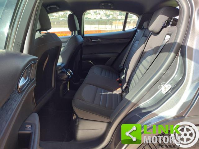 ALFA ROMEO Stelvio 2.2 Turbodiesel 160 CV AT8 RWD Sprint