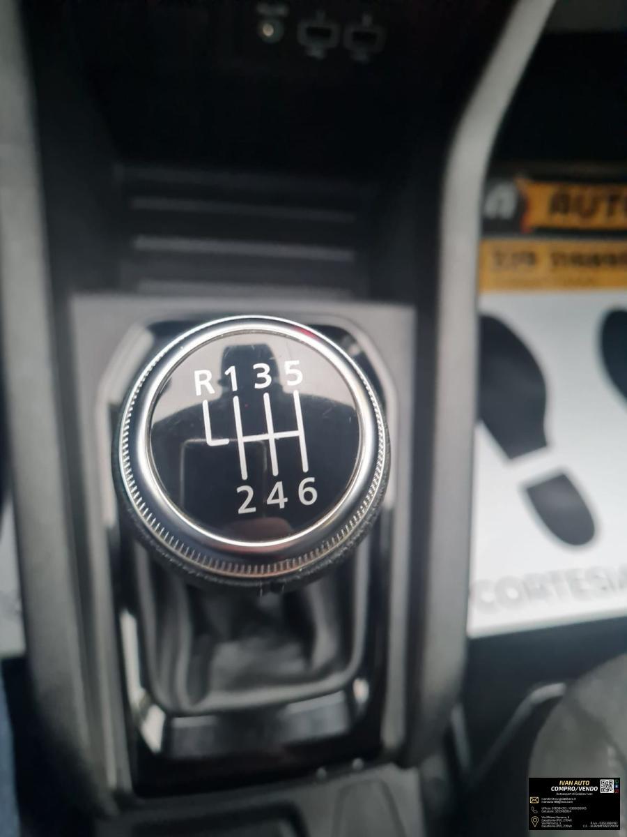 RENAULT Clio Benzina-Neopatentati-Anno 2022