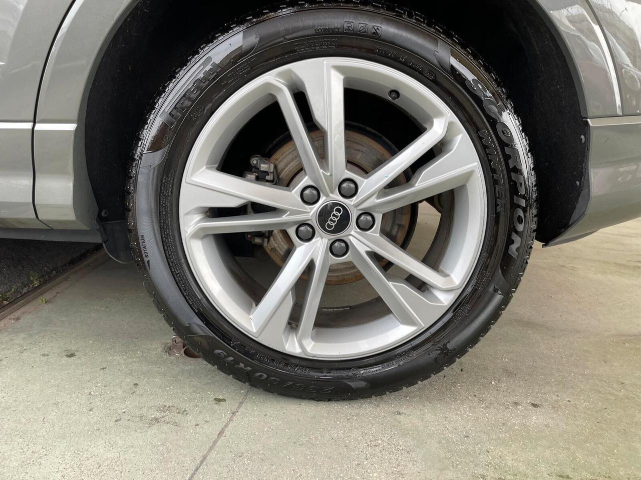 AUDI Q3 SPORTBACK S-LINE 2,0 DIESEL CAMBIO AUTOMATICO
