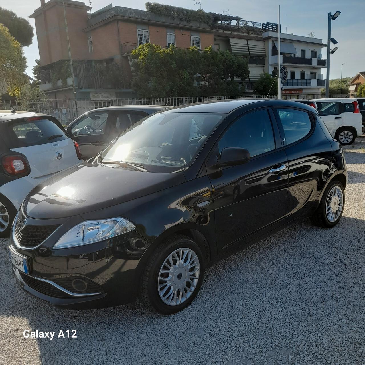 Lancia Ypsilon 1.2 69 CV 5 porte Gold