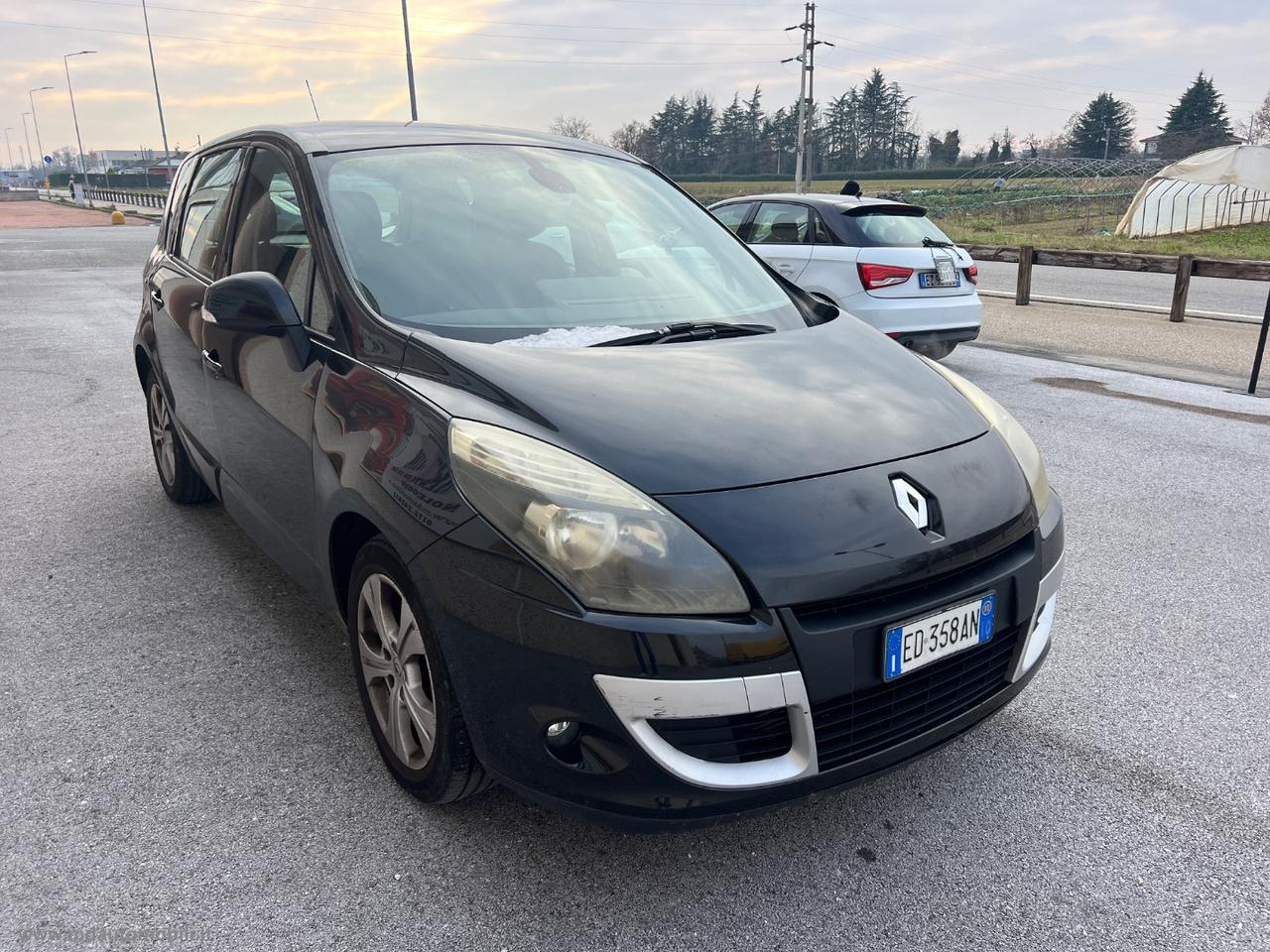 RENAULT Scénic X-Mod 1.4 TCe Dynamique SOLO KM.144000