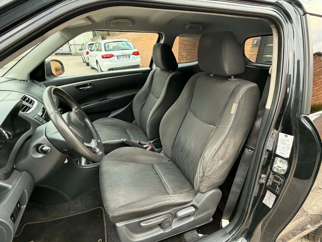 Suzuki Swift 1.3D-139.000km-U.Prop-Tag.Cert-2012