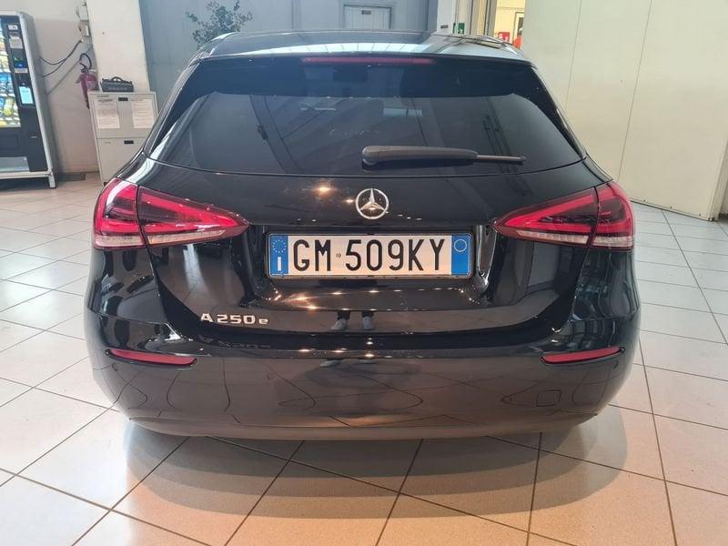 Mercedes-Benz Classe A Berlina A 250 e Plug-in At Advanced Progressive - IVA ESPOSTA !