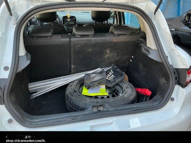 RENAULT Clio 1.5 dCi 8V 75 CV 5 porte Moschino Intens