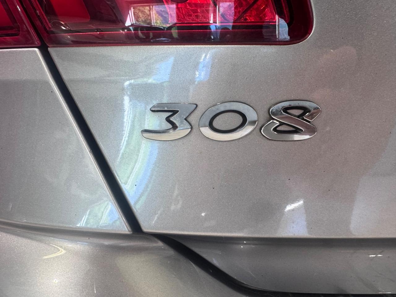 Peugeot 308 BlueHDi 120 S&S EAT6 GT Line 129000 KM