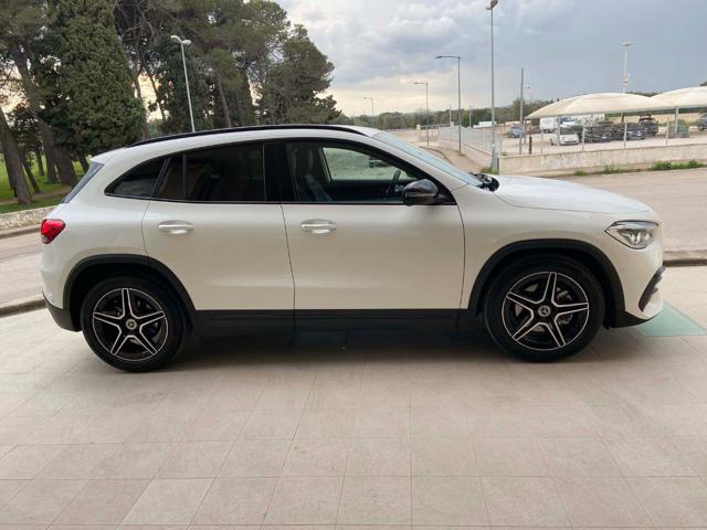 MERCEDES-BENZ GLA 200 d Automatic Premium Amg PACK NIGHT