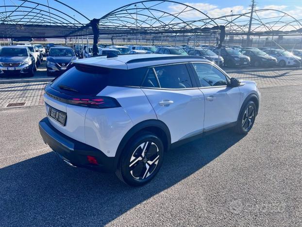 PEUGEOT 2008 PureTech 130 S&S EAT8 Allure