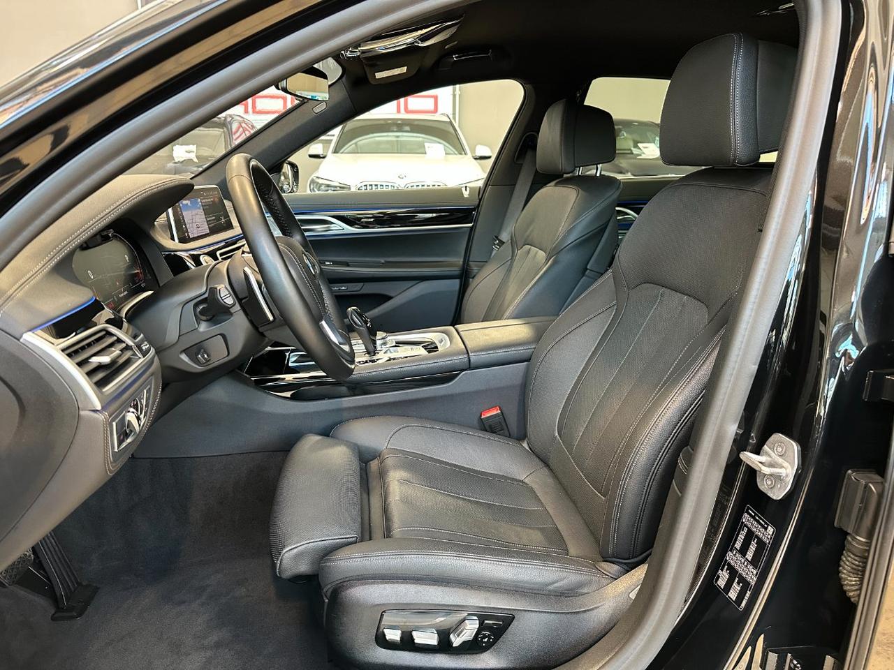 BMW 730 d Individual Composition - IVA Esposta