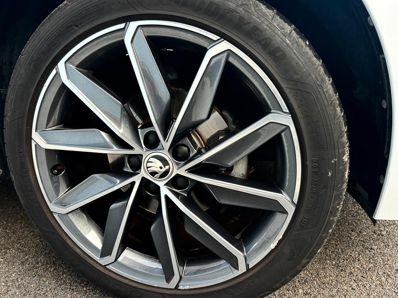 Skoda Kamiq 1.0 TSI 110 CV ScoutLine 22