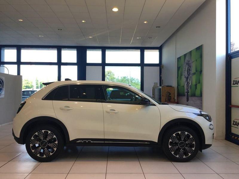 FIAT 600 1.2 Hybrid 110cv La Prima MY26