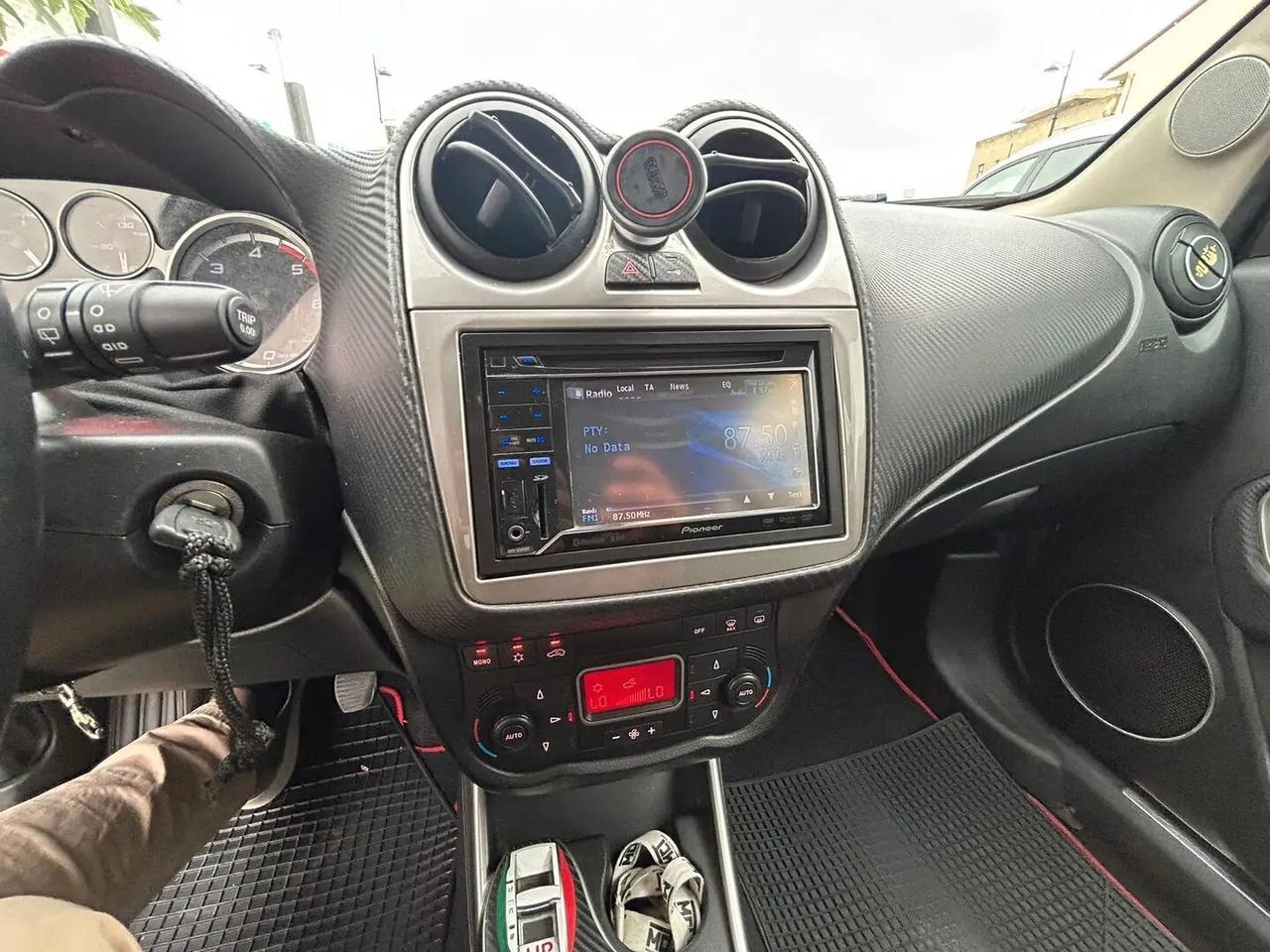 Alfa Romeo MiTo 1.3 JTDm-2 Distinctive