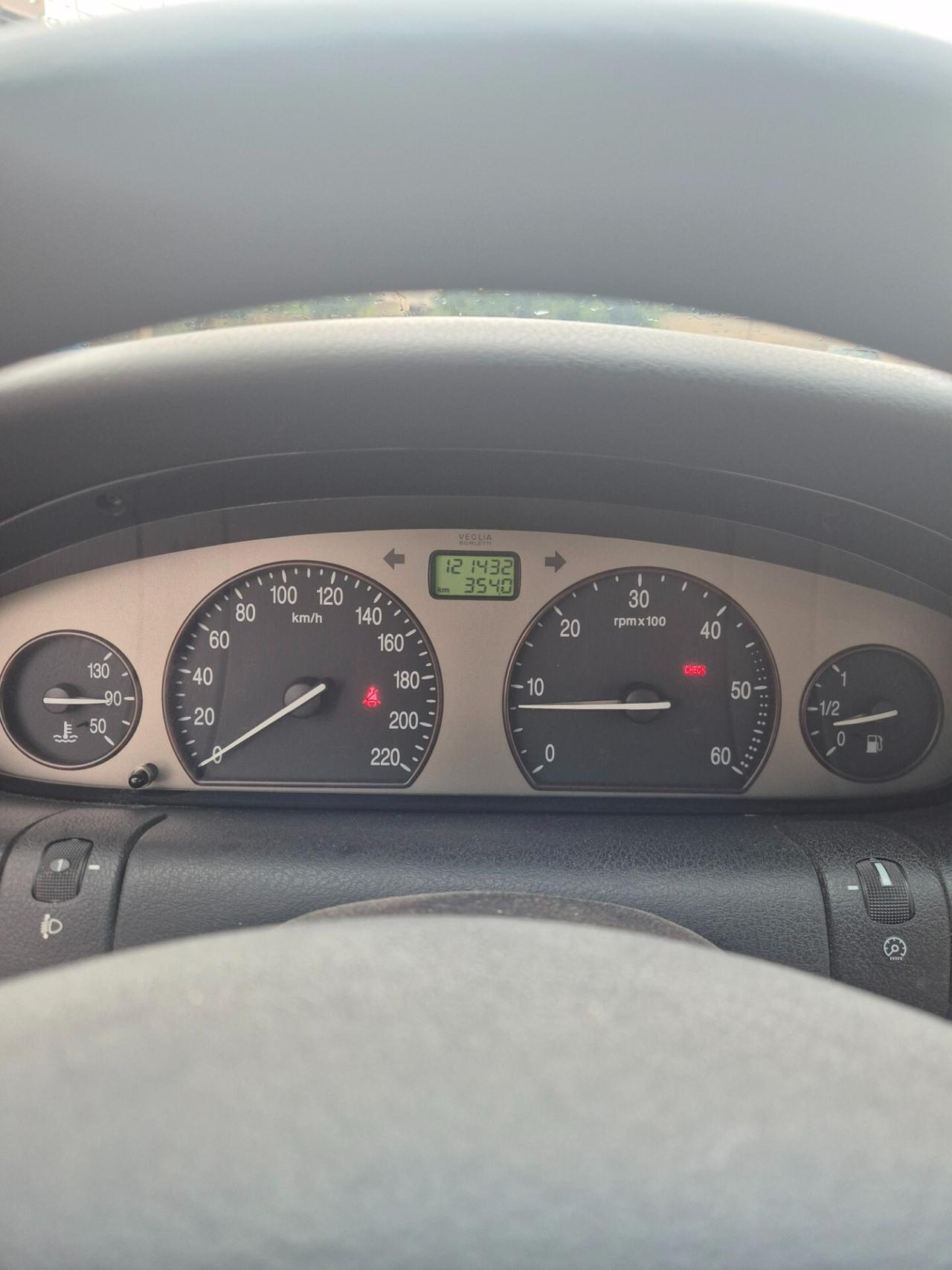 Lancia Lybra 1.9 JTD cat Station Wagon LX