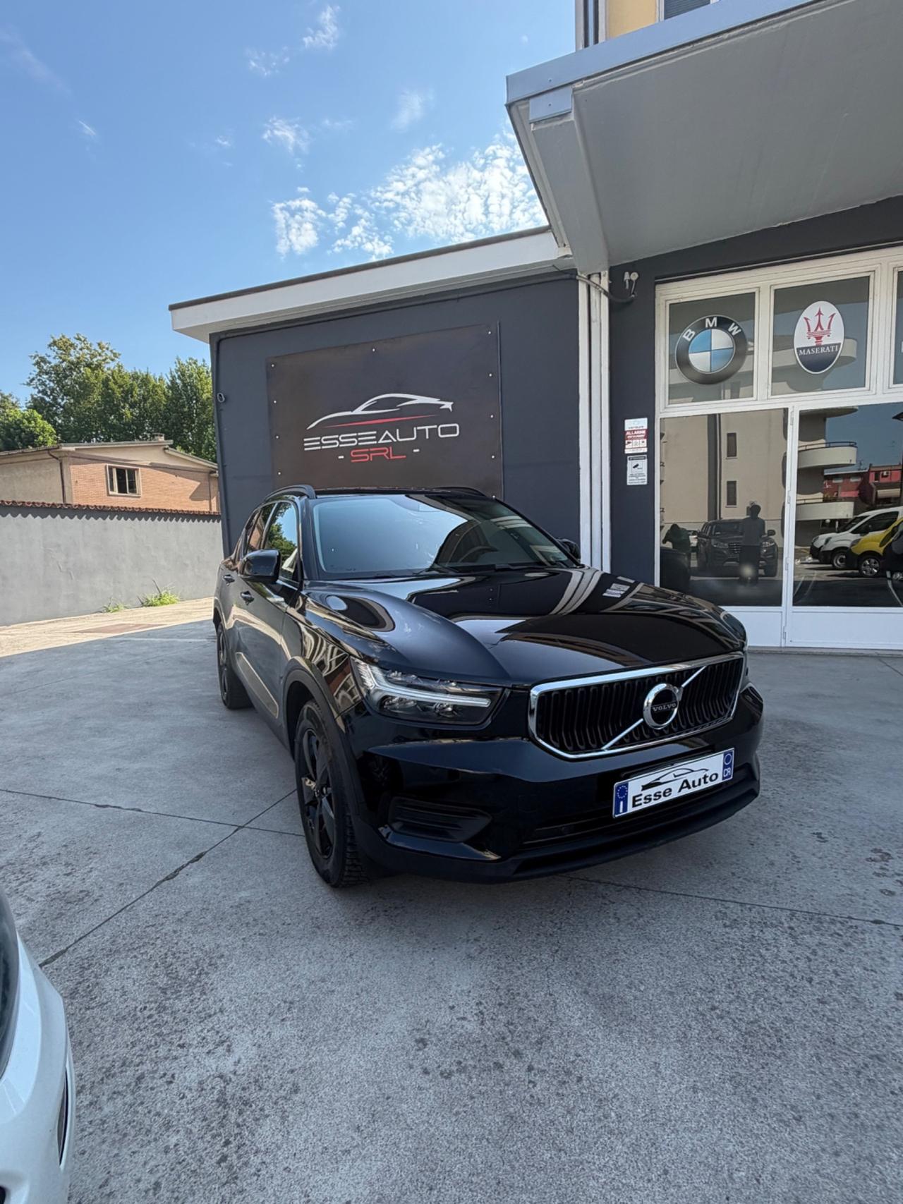Volvo XC40 D4 AWD Geartronic Momentum