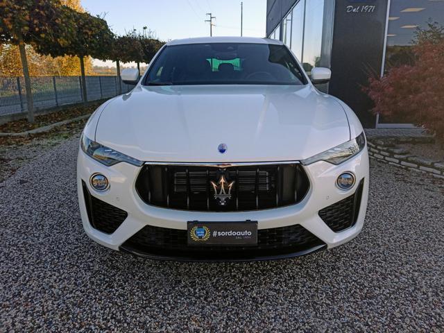 MASERATI Levante V6 Diesel 250 CV AWD Gransport