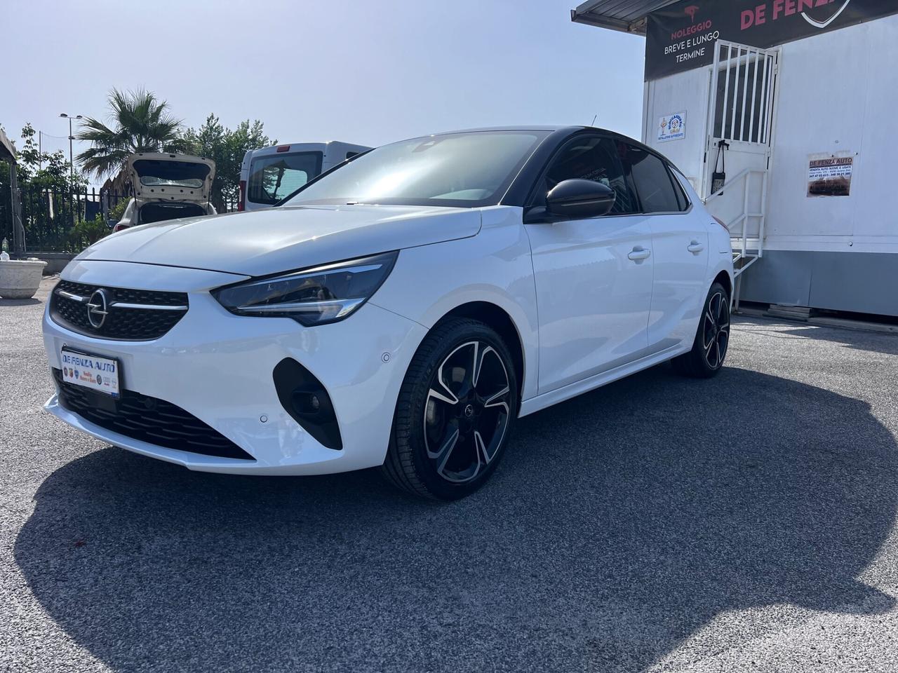 Opel Corsa 1.2 100 CV GS Line