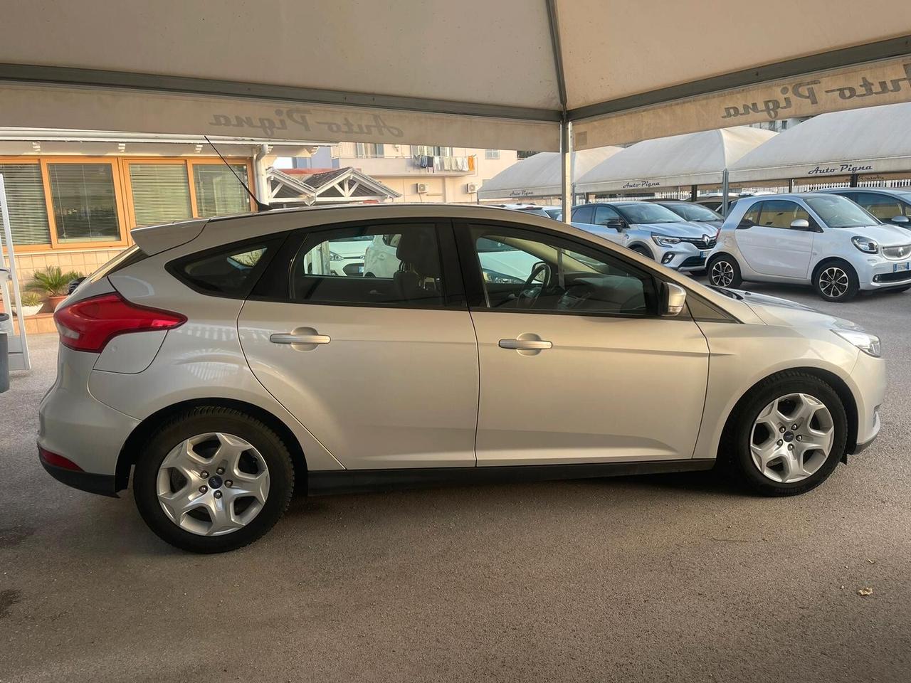 Ford Focus 1.0 EcoBoost 100 CV Start&Stop Business