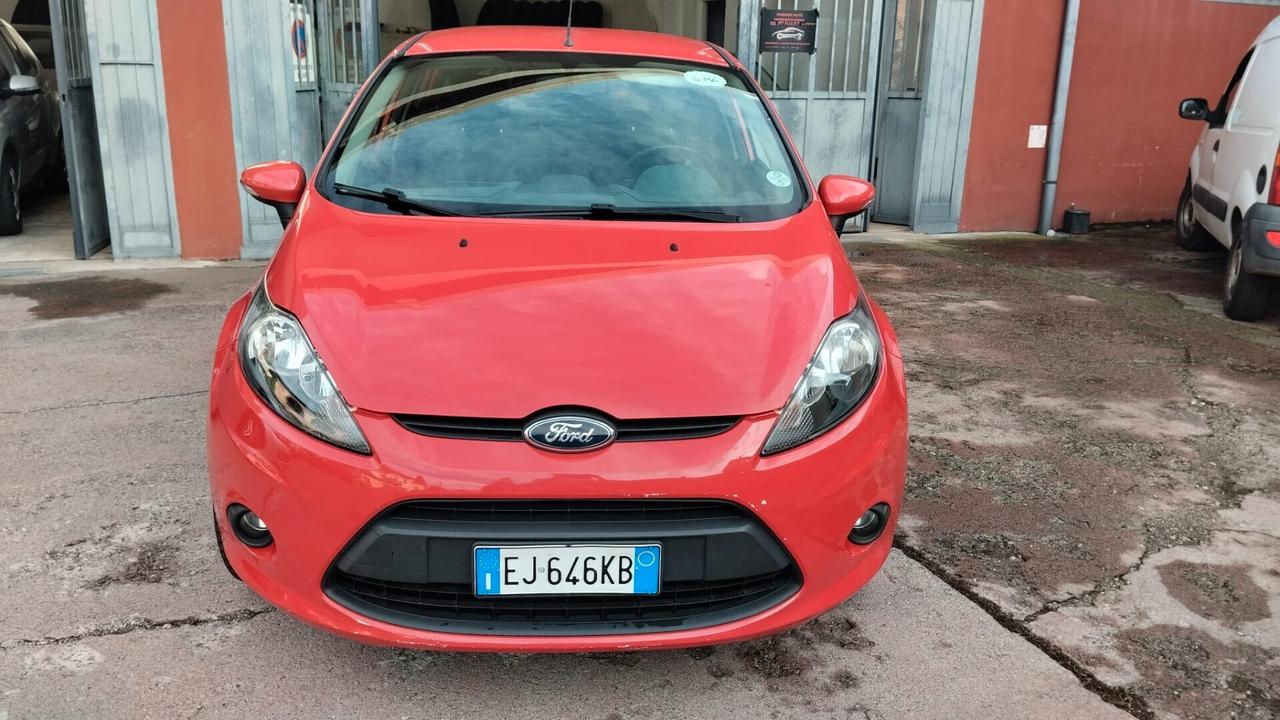 Ford Fiesta Ikon 1.2 60CV 5 porte BenzGPL