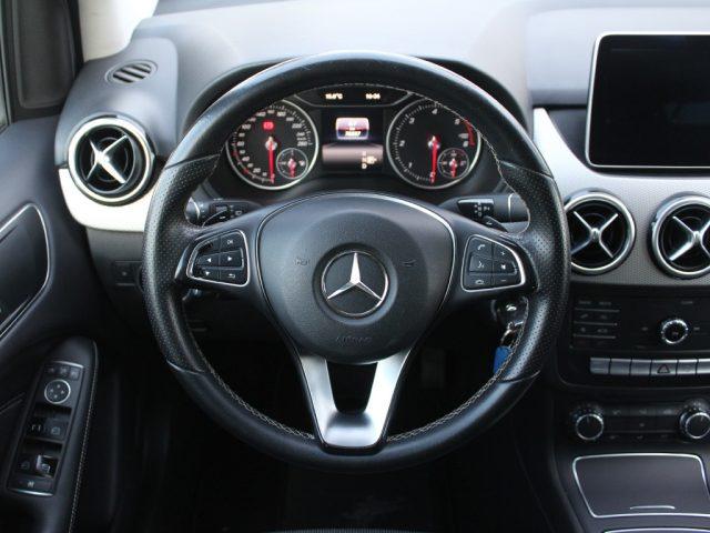 MERCEDES-BENZ B 180 d Automatic Sport