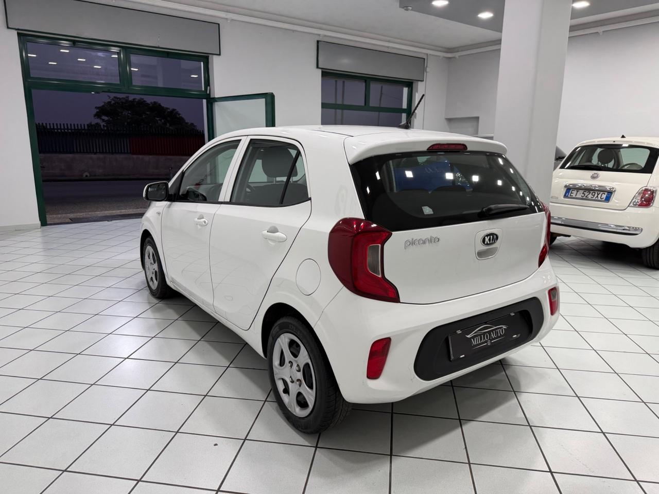 Kia Picanto 1.0 12V 5 porte Cool