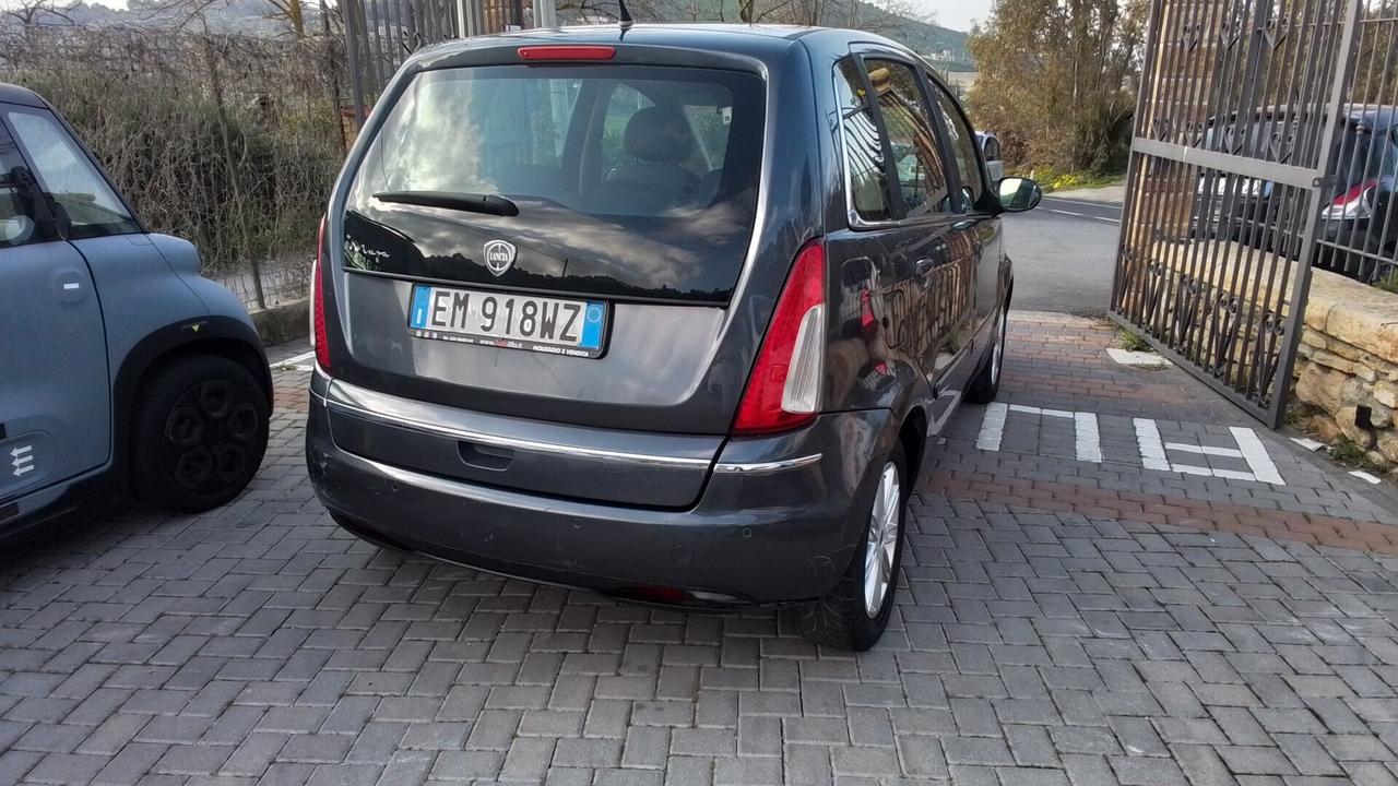 Lancia MUSA 1.3 Mjt 95 CV Gold