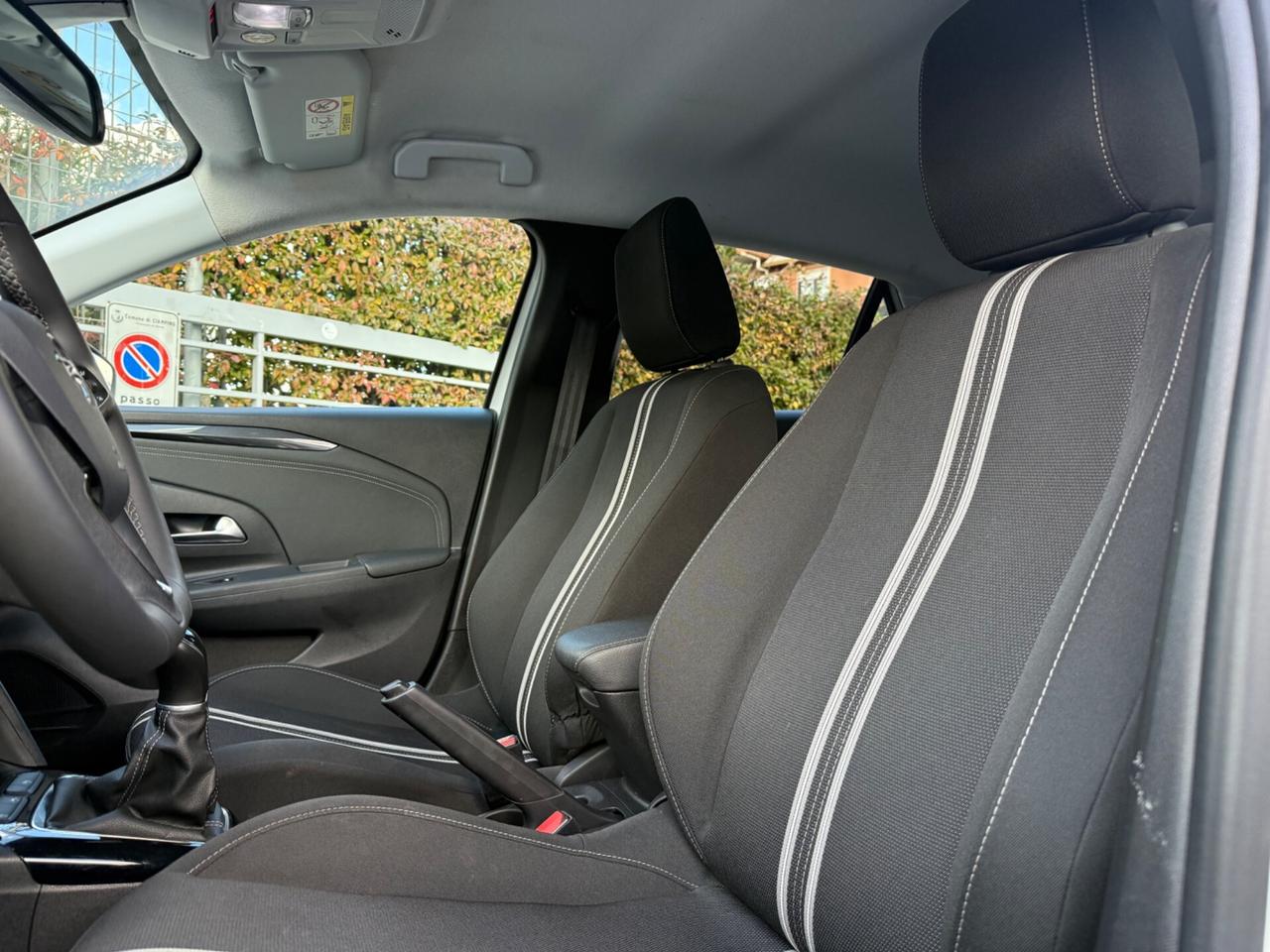 Opel Corsa 1.2 Design & Tech GARANTITA