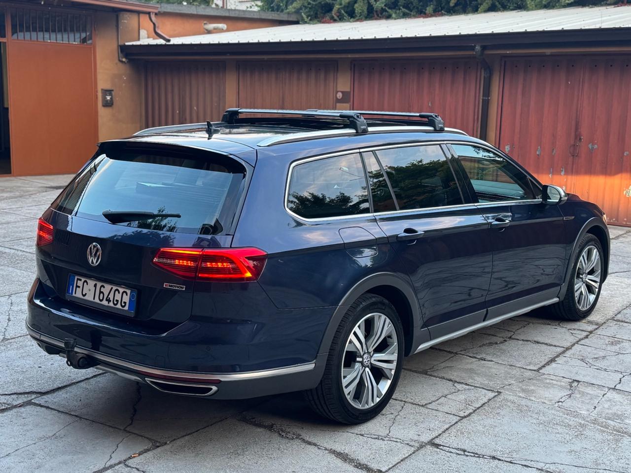Volkswagen Passat 2.0 TDI 4MOTION Business BlueMotion Technology